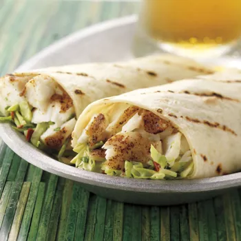 Baja riblje tortilje s chipotle-limeta salatom