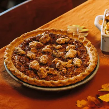 Dimljena pita s kandiranim pekanima