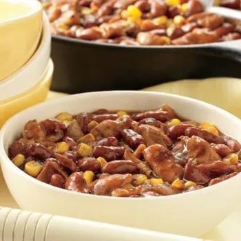 Dimljeni pileći chili s kukuruzom i grahom