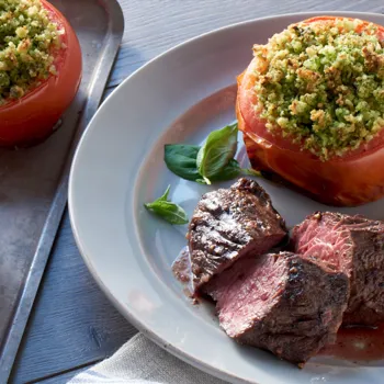 Hanger steak s punjenim rajčicama