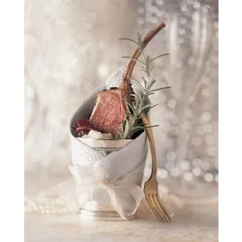 Janjeći kotleti s chutnejem od naranče i brusnica