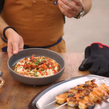 Južnjački kozice s kašom od kukuruza