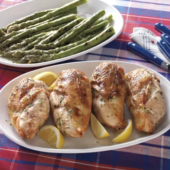 Pileća prsa s limunom, maslacem i šparogama