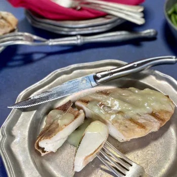 Piletina Saltimbocca u umaku od bijelog vina i maslaca