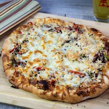 Pizza s piletinom i BBQ umakom