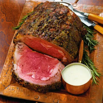 Prime Rib s češnjakom i umakom od plavog sira