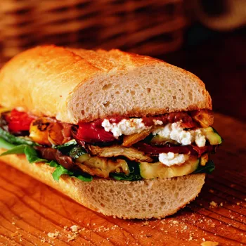 Provansalski sendviči s pečenim češnjakom