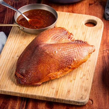 Pureća prsa s kajunskim maslacem i medom