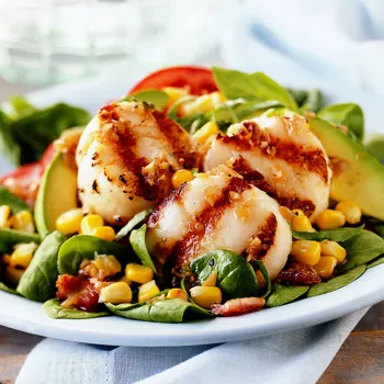 Salata s kapicama i špinatom