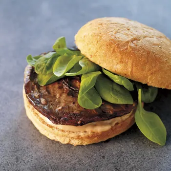 Sendviči s portobello gljivama, rukolom i balzamičnim aiolijem