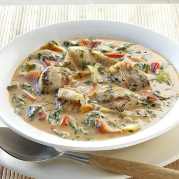 Tajlandska kokosova juha s pečenim iverkom