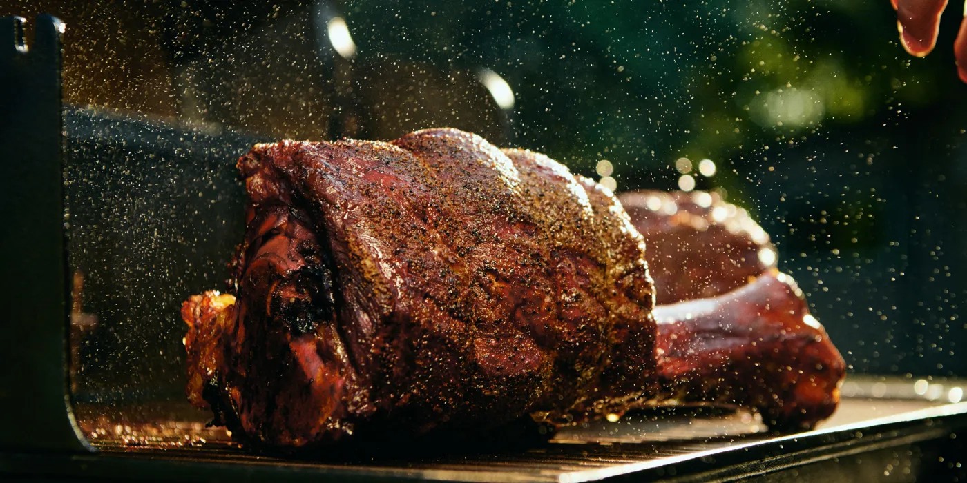 Dimljeni Thorov čekić (goveđa potkoljenica)