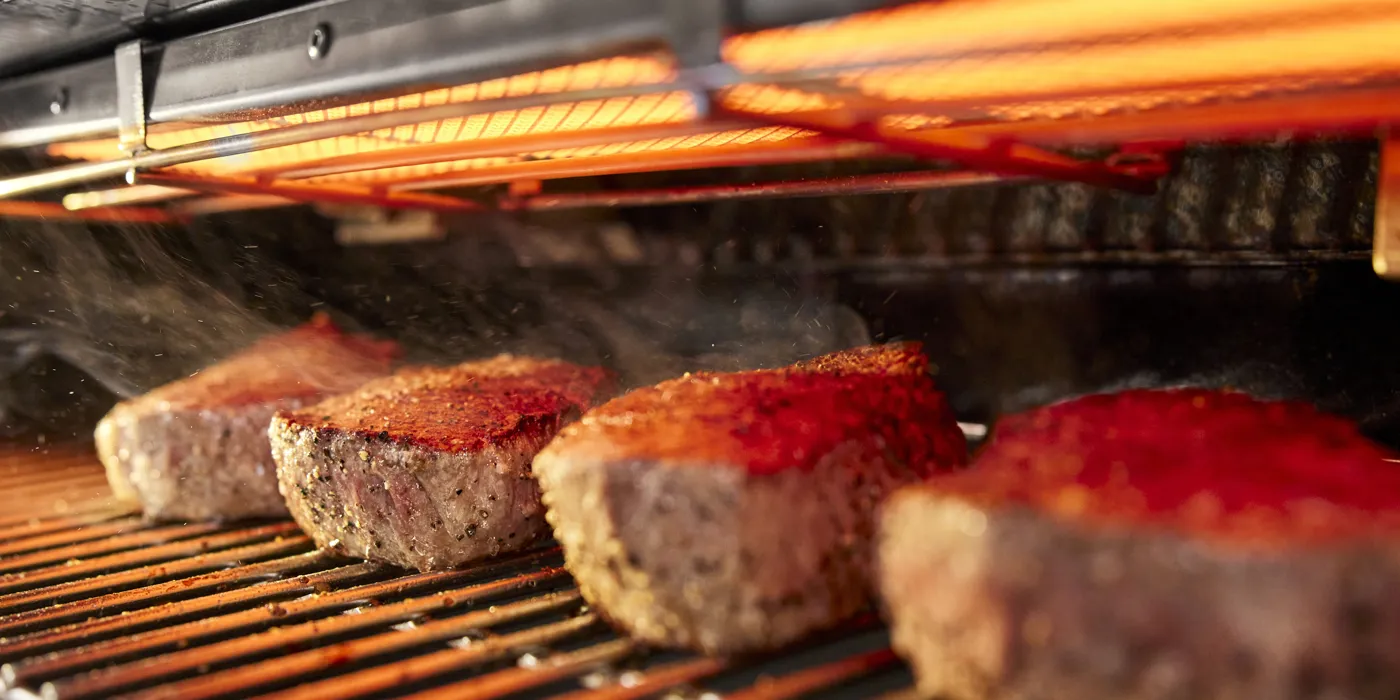 File mignon pečen na infracrvenom roštilju u steakhouse stilu