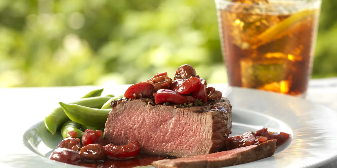 Filet mignon s portom, trešnjama i timijanom