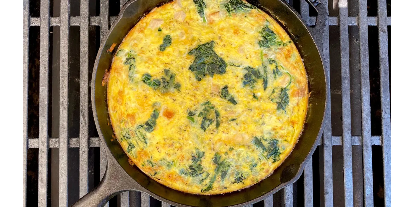 Frittata s puretinom, špinatom i poriluk