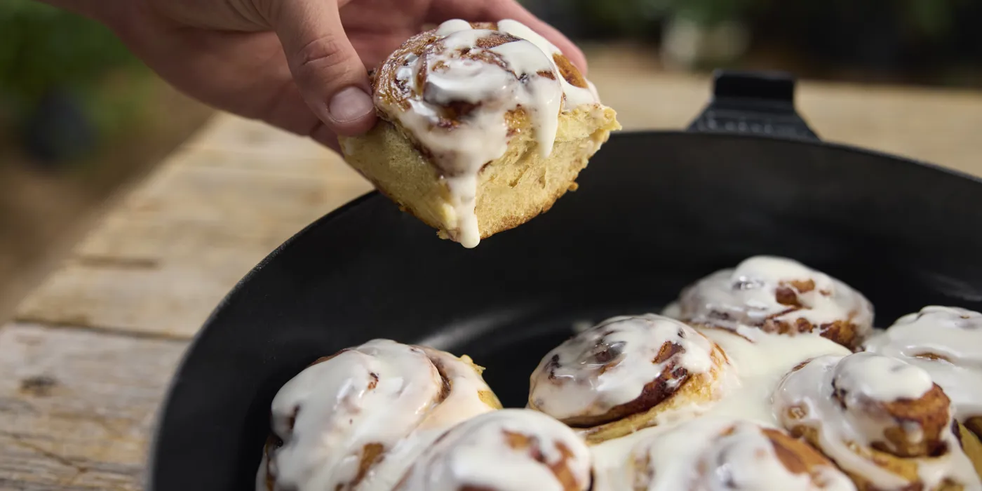 Glazirane rolice s cimetom