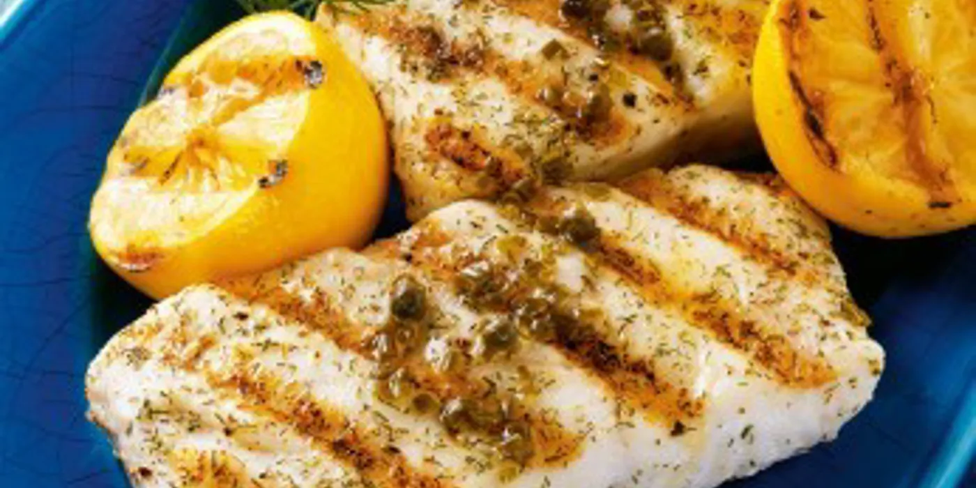 Halibut s grill pečenim limunom i dresingom od kapara