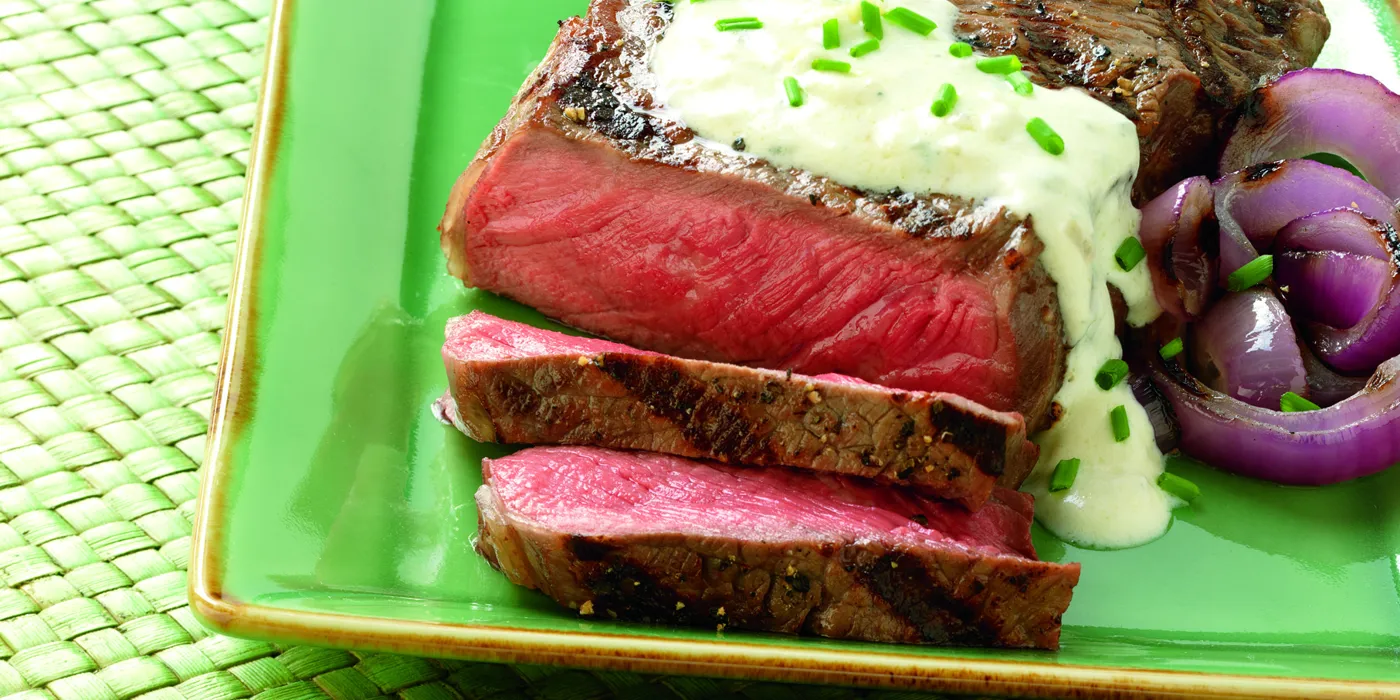 Marinirani strip odresci s gorgonzola umakom