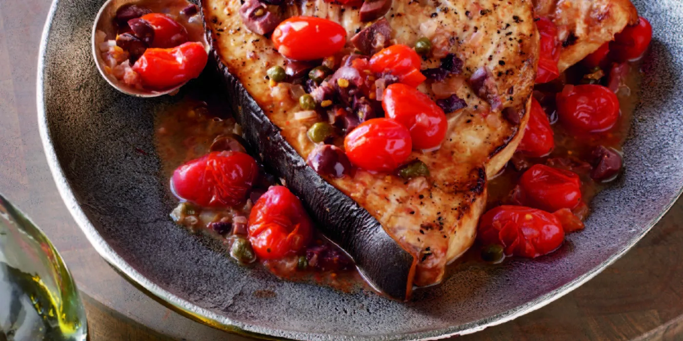 Odresci sabljarkе s brzim umakom od rajčice i inćuna