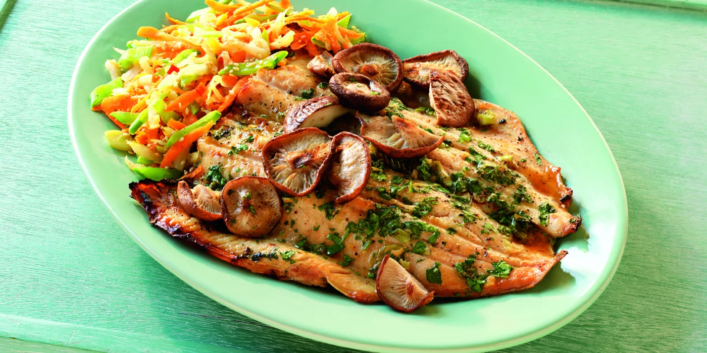 Pastrva marinirana u ponzu sosu sa shiitake gljivama