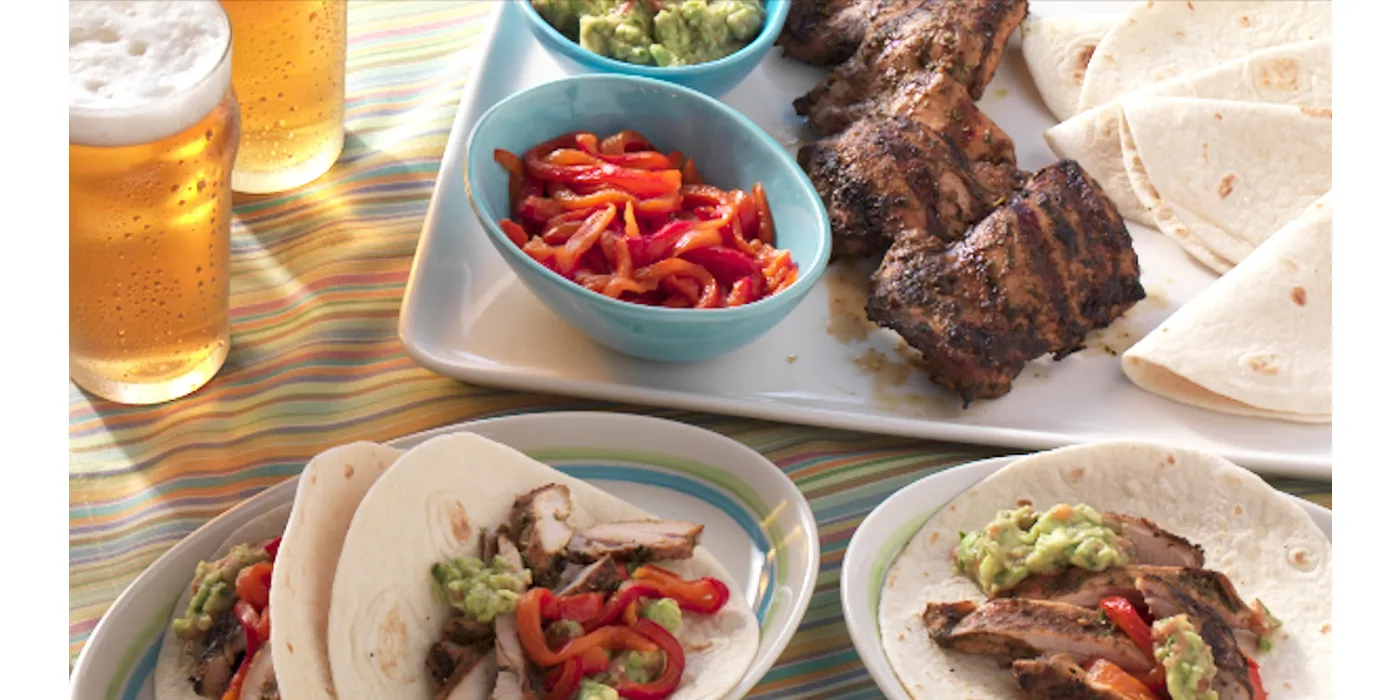 Pileće fajite s guacamoleom od dimljene rajčice