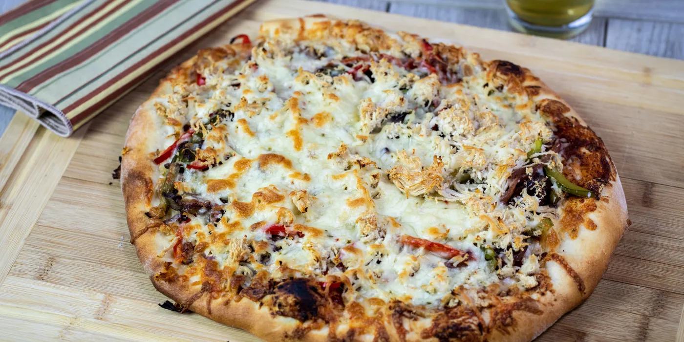 Pizza s piletinom i BBQ umakom