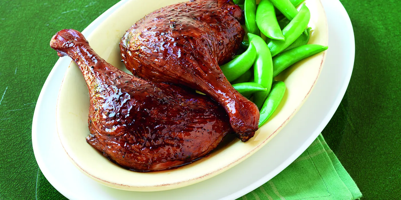 Polako pečene pačje batke s hoisin-narančastom glazurom