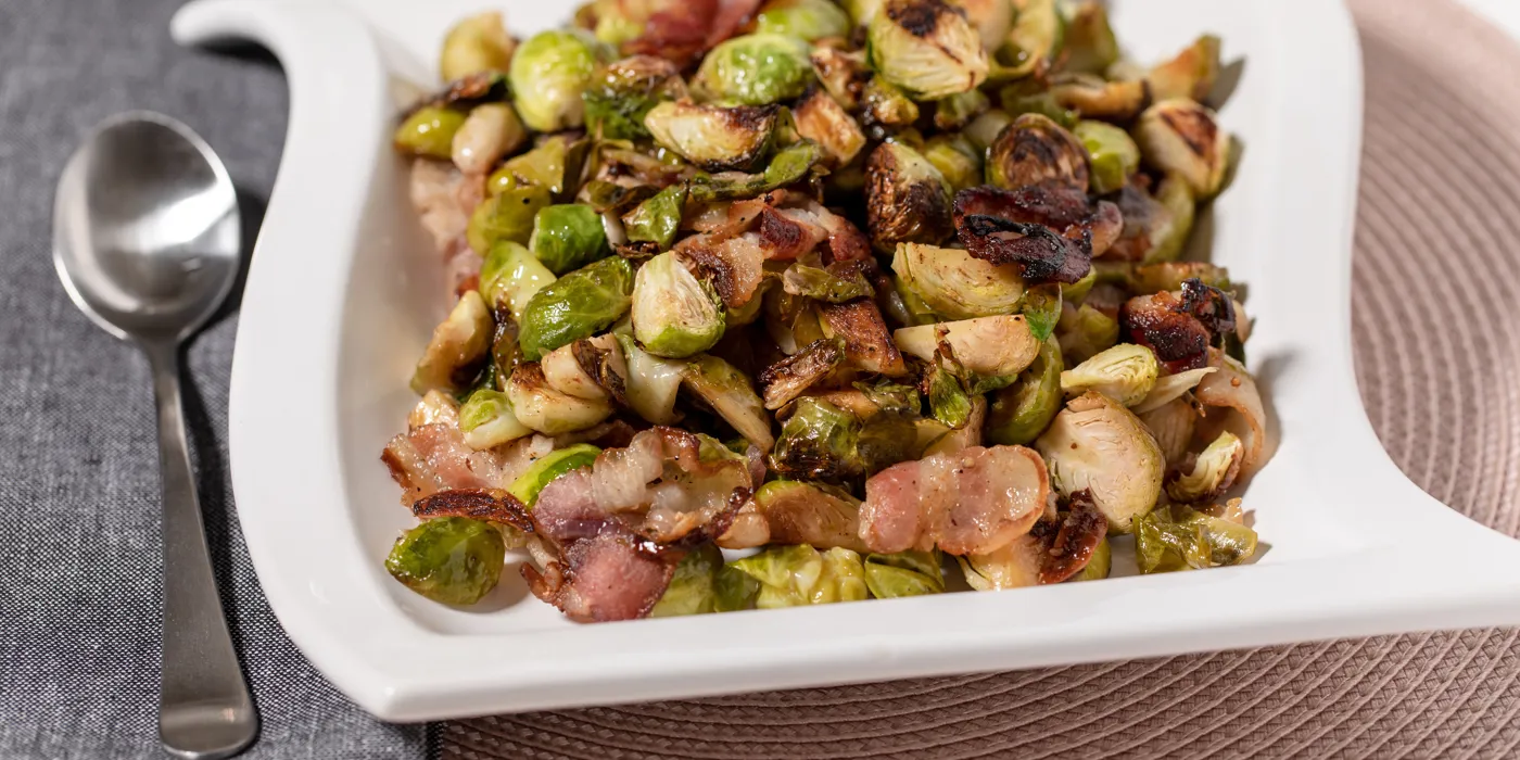 Prokulice sa slaninom i lukom