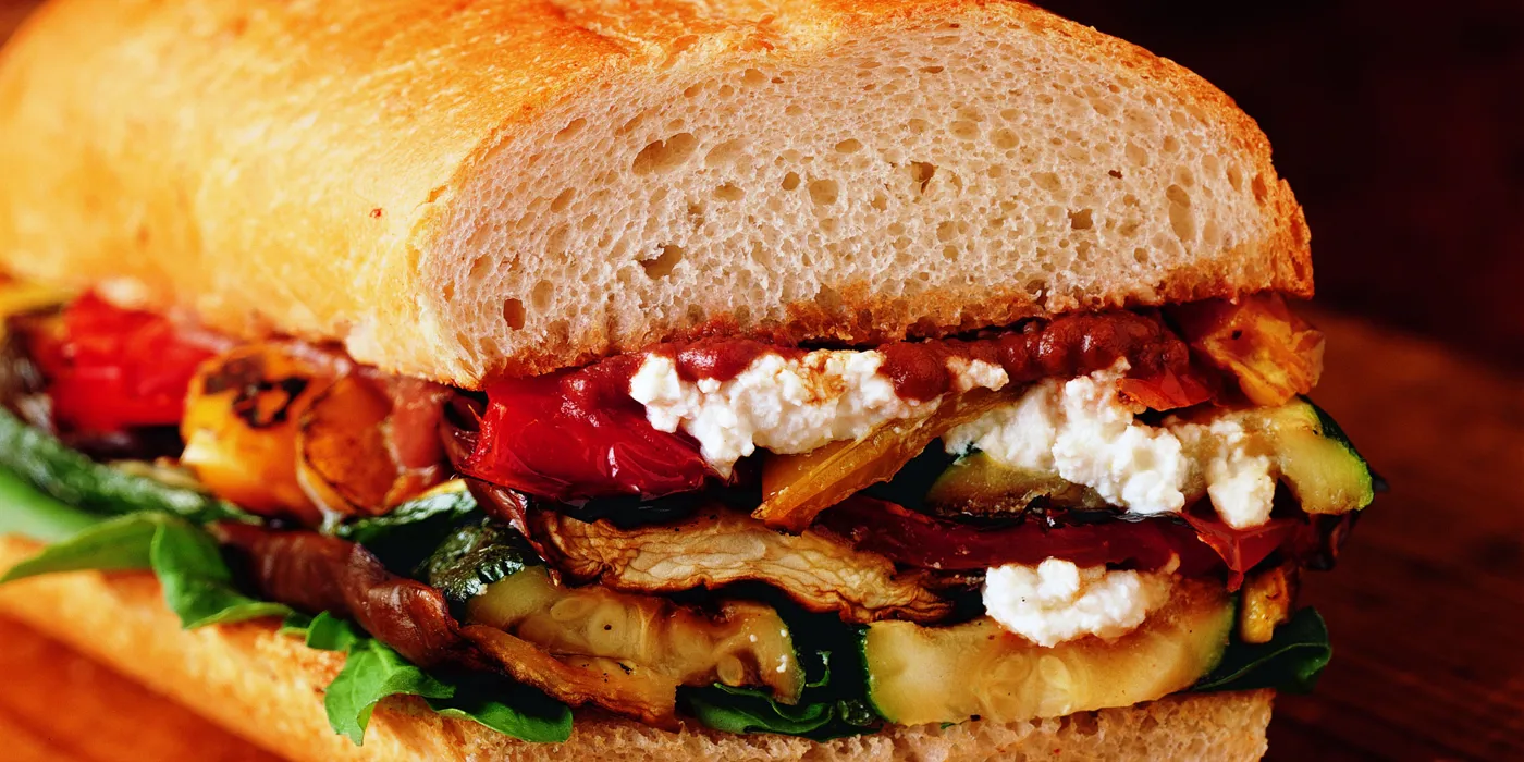 Provansalski sendviči s pečenim češnjakom