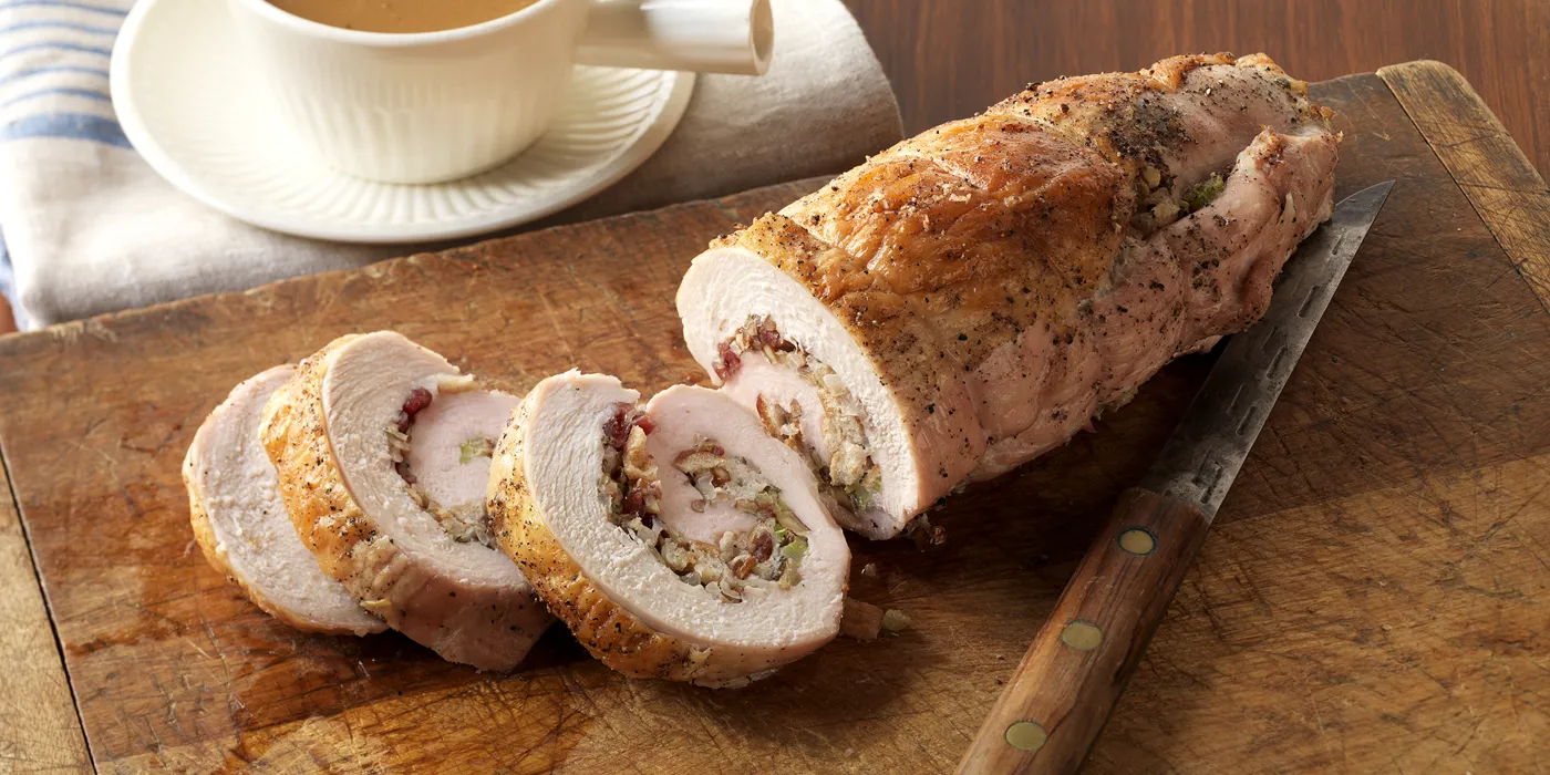 Pureća prsa s nadjevom od brusnica i pekan oraha