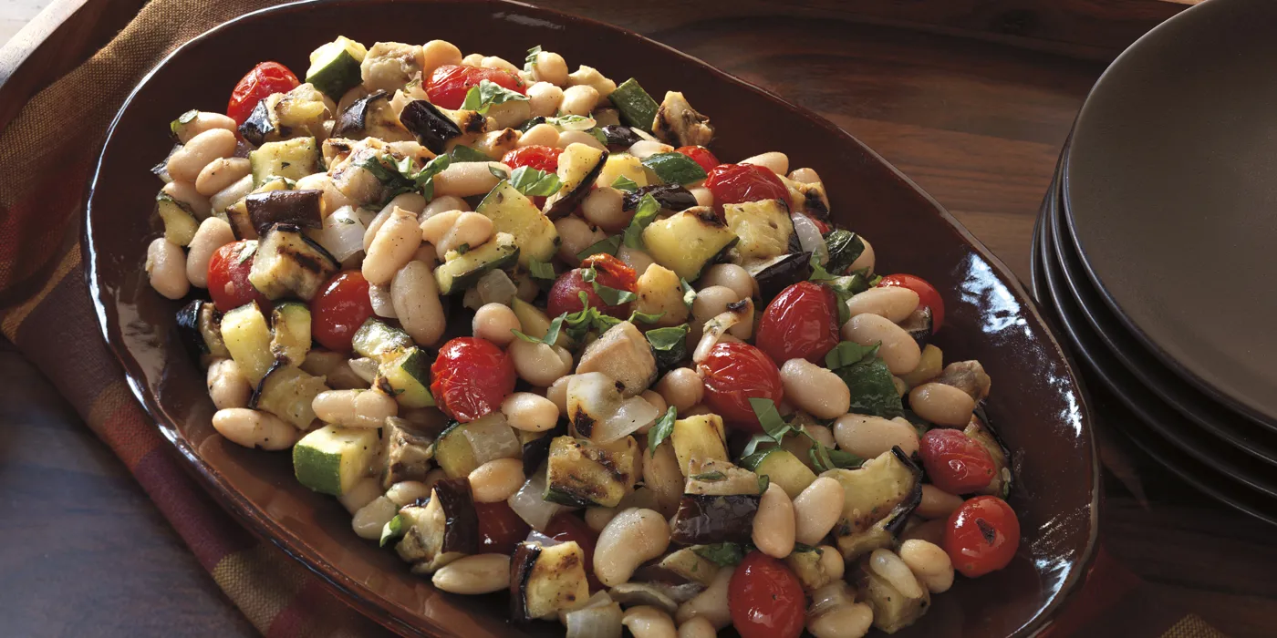 Salata od bijelog graha s patlidžanom i tikvicama