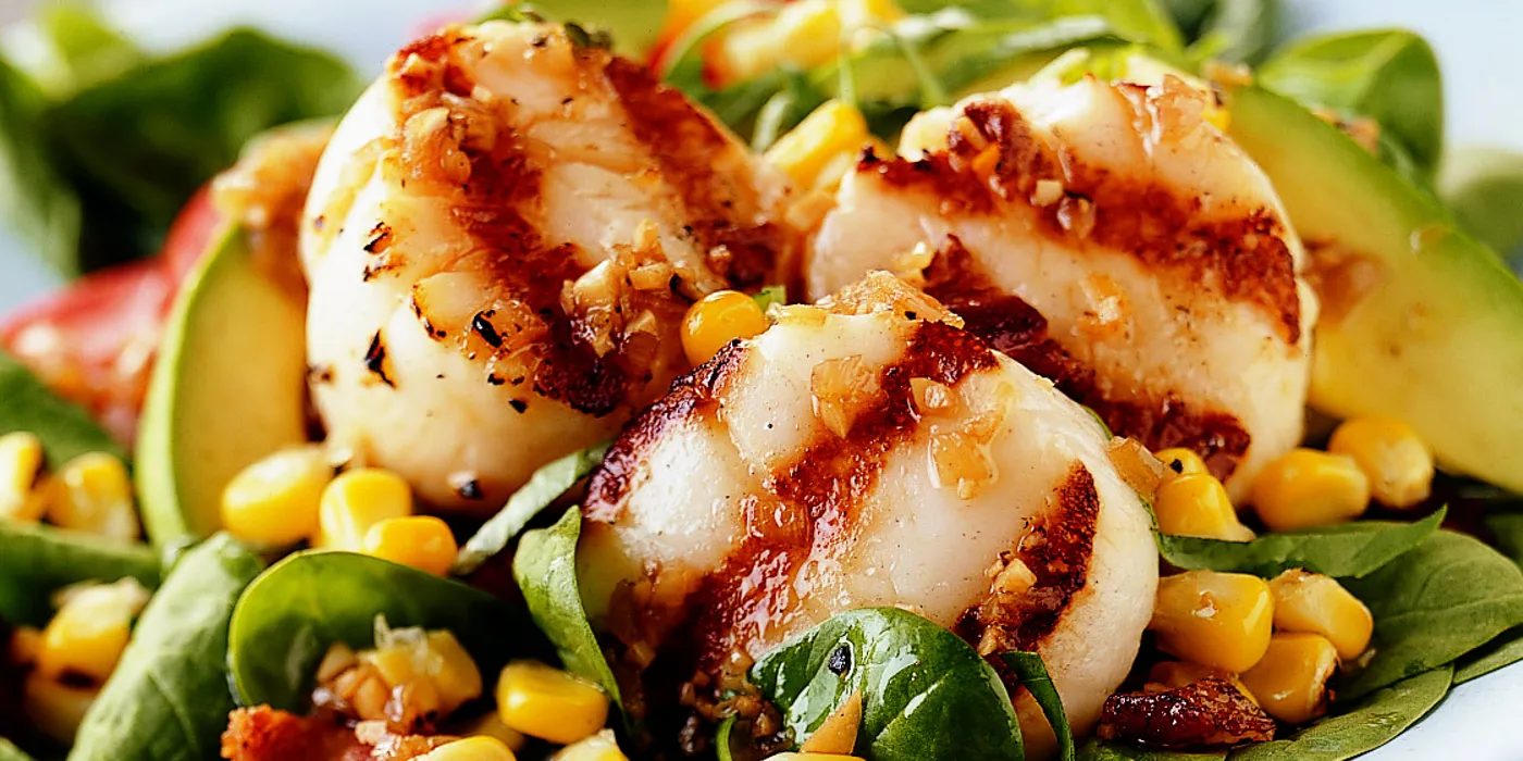 Salata s kapicama i špinatom