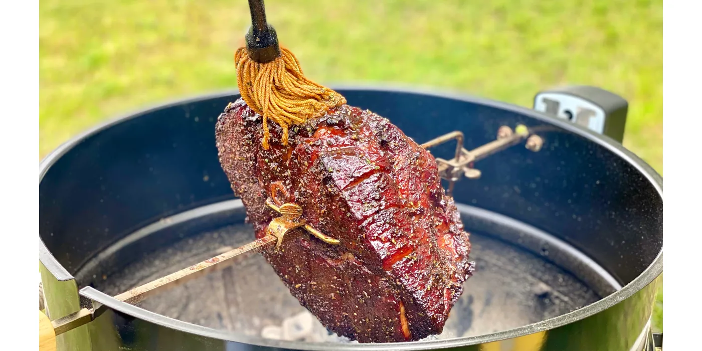 Šunka s roštilja s začinskim biljem