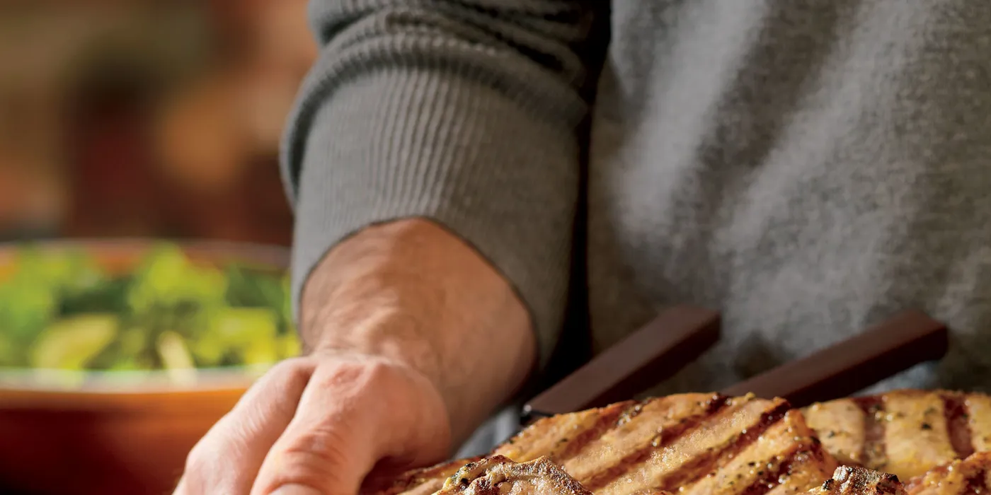 Svinjski kotleti s Dijon glazurom i relishom od jabuke i estragona