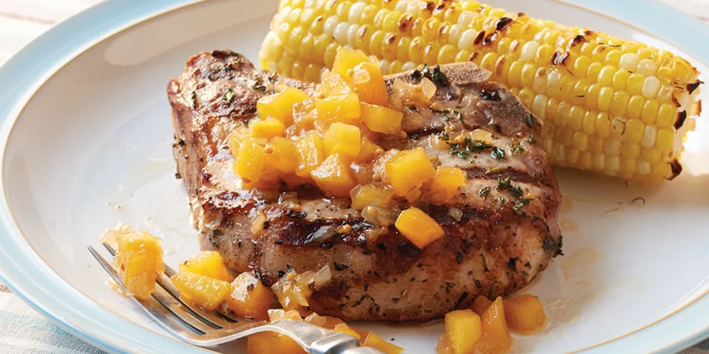 Svinjski kotleti s timijanom i chutnejem od breskve i burbona