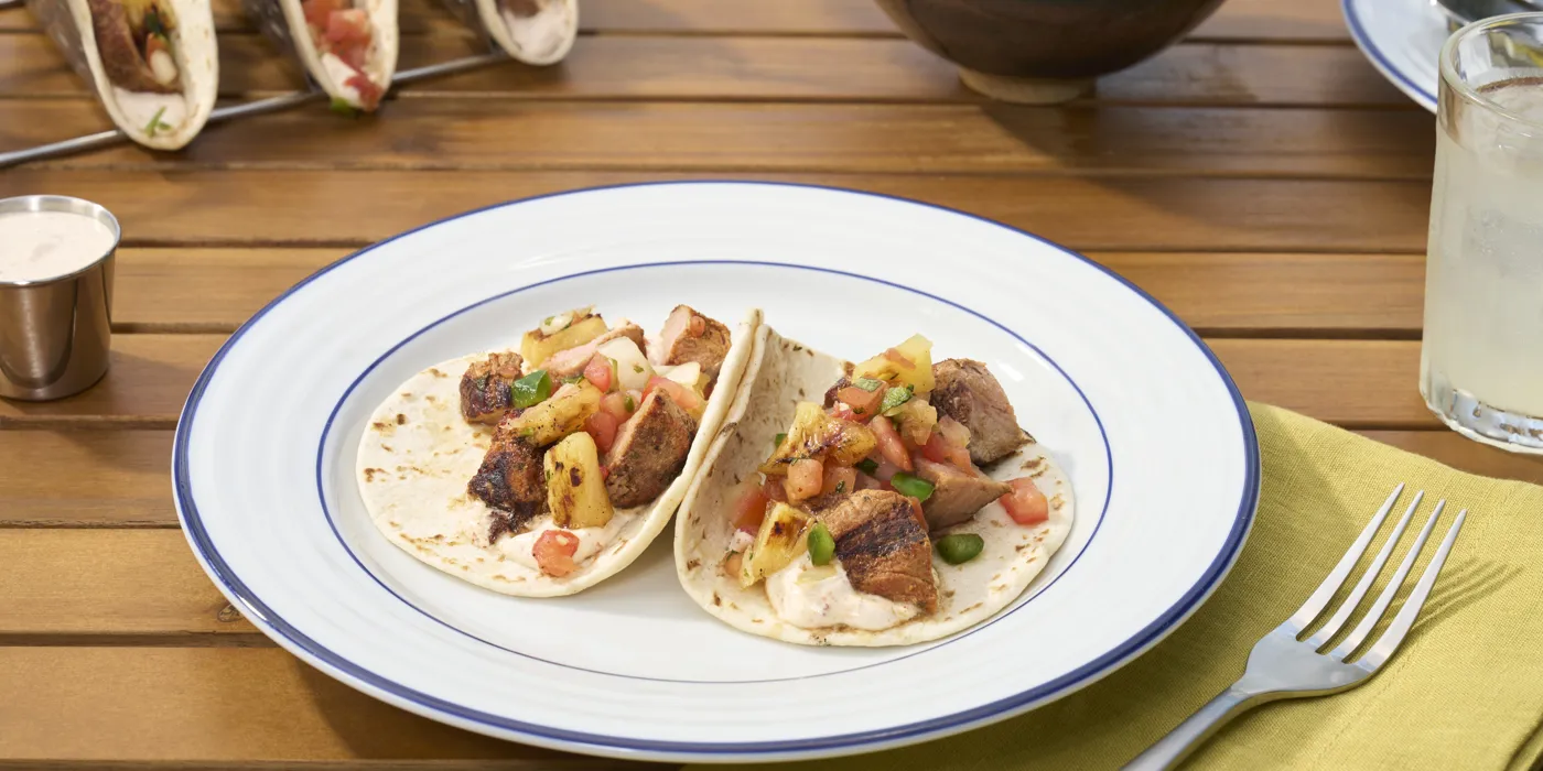 Tacosi sa svinjskim fileom i ananasom