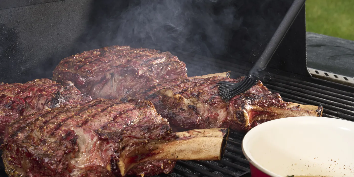 Vrhunski kaubojski ribeye odresci